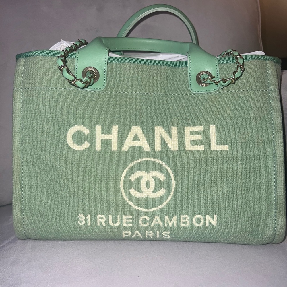 Chanel Deauville tote - Picture 2 of 10